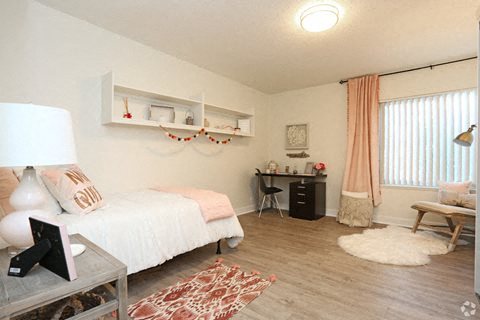 Gallery Photo 15